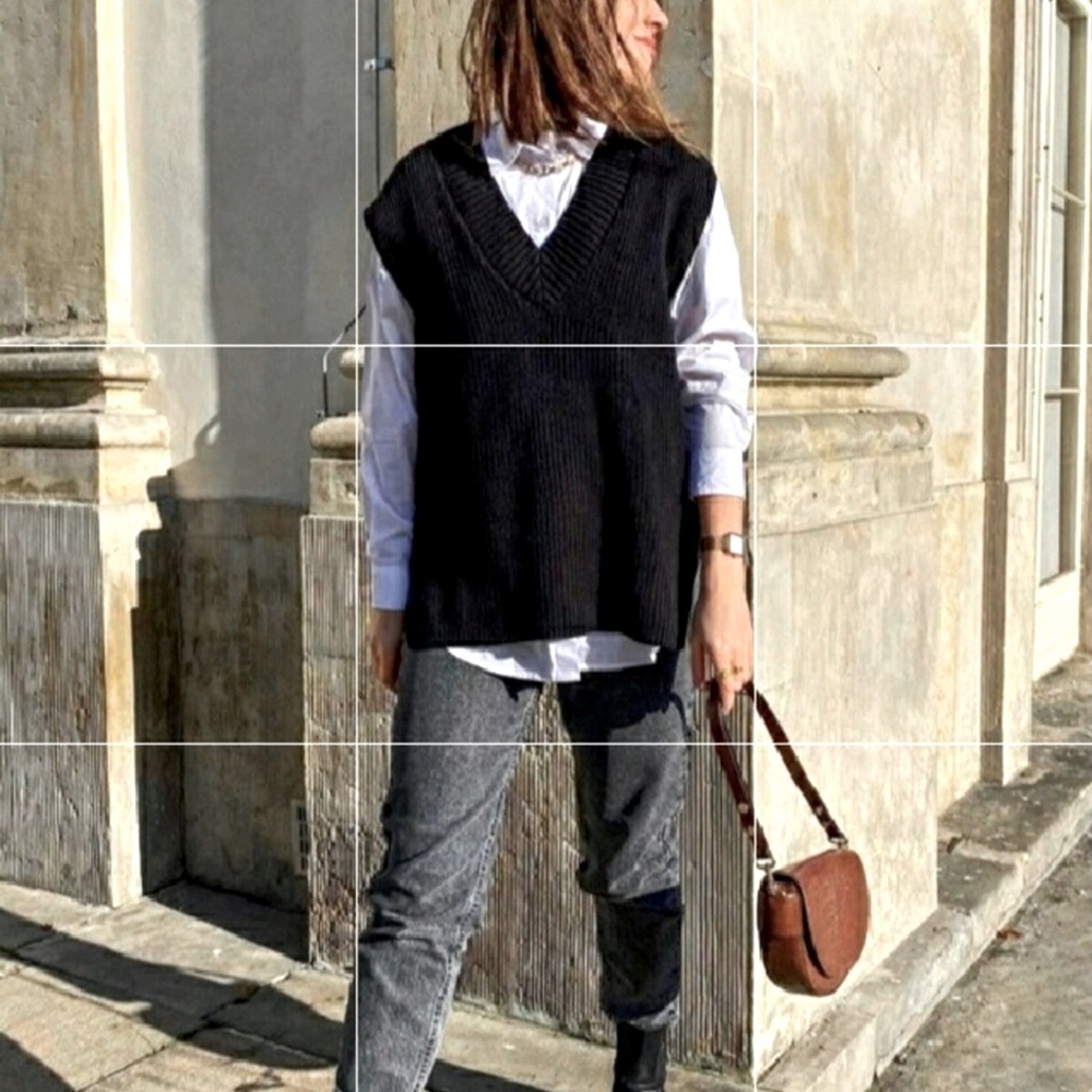 H&M Sweater Vest Size M